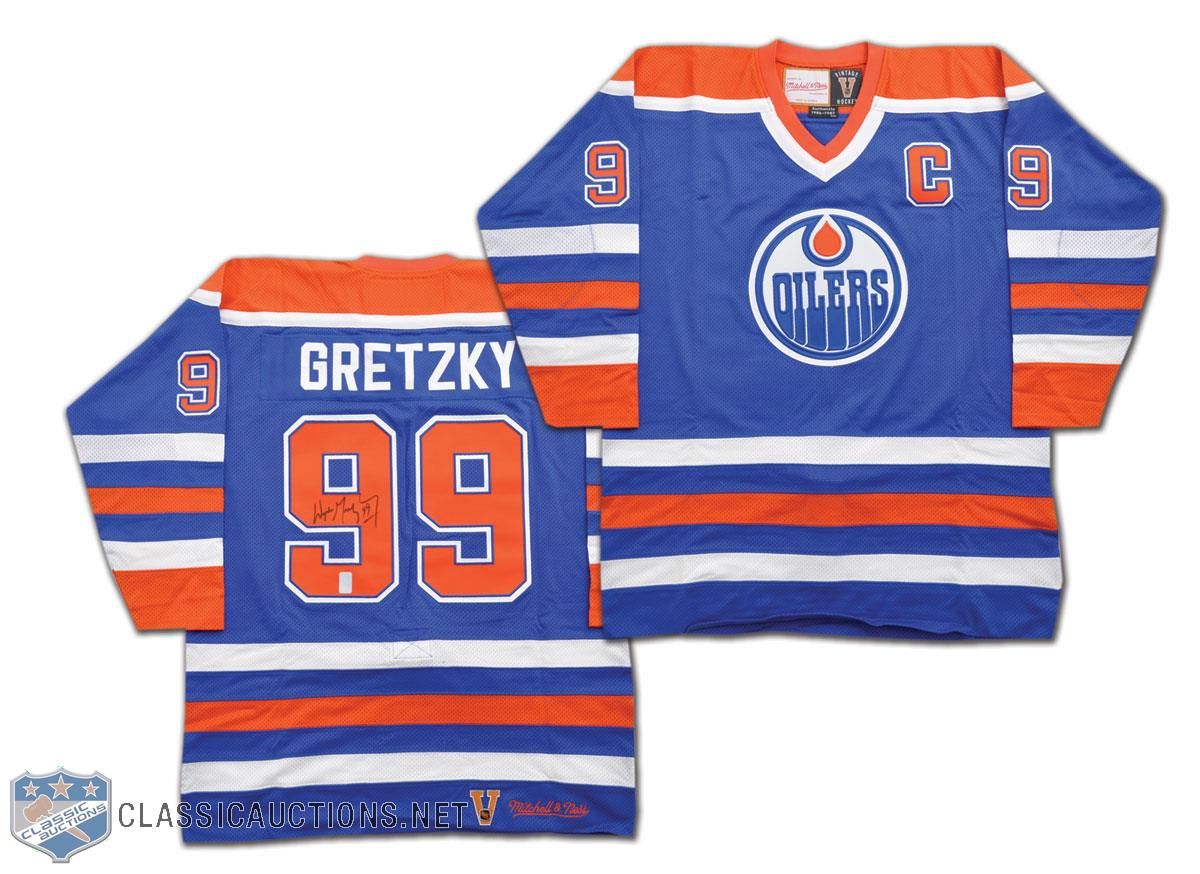 Wayne Gretzky 1986 Playoff Jersey Sells for $206,021