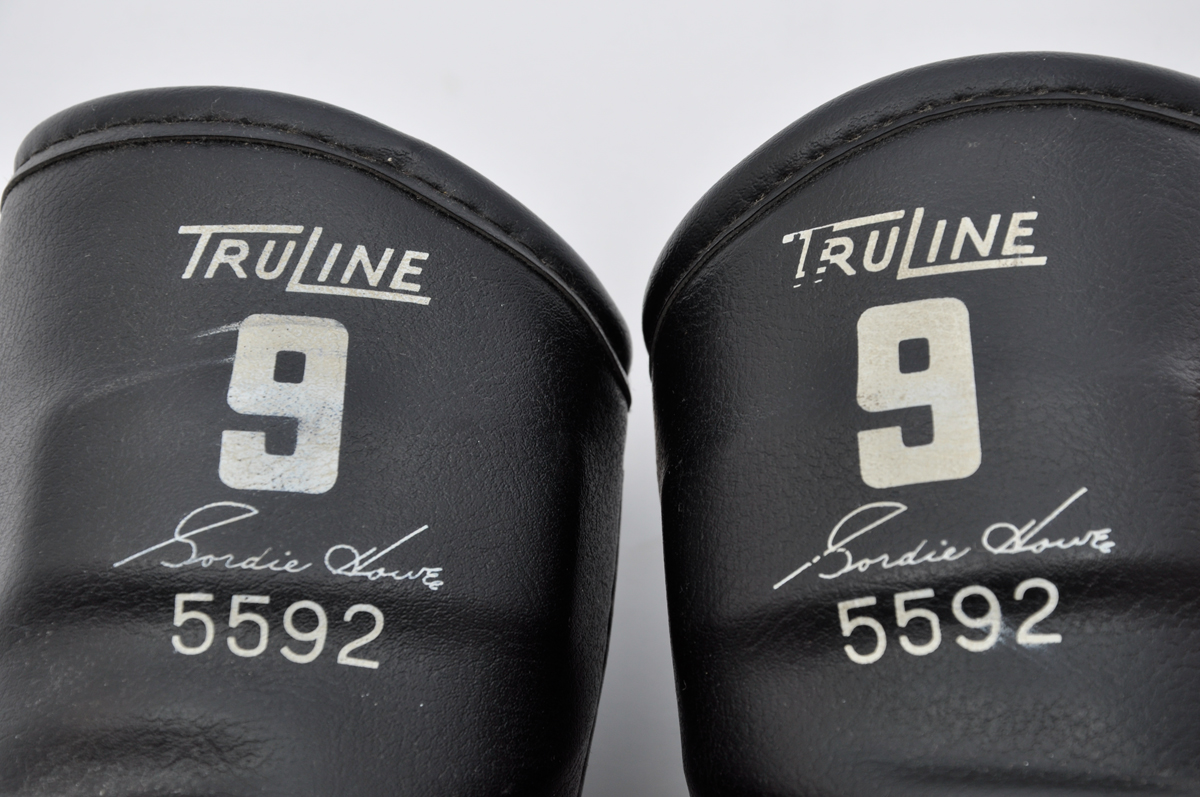 Vintage Gordie Howe Truline Eatons Hockey Gear Shoulder Knee Pads