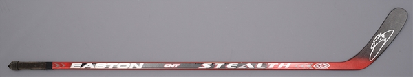 Joe Sakics Mid-2000s Colorado Avalanche Easton Stealth Signed Game-Used Stick