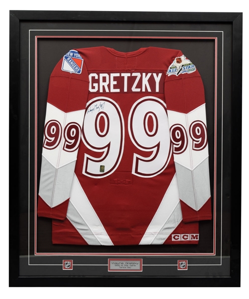 Wayne Gretzky Signed 1999 NHL All-Star Game North America All-Stars Jersey Framed Display from WGA with JSA LOA (37 ¾” x 44 ¾”) 