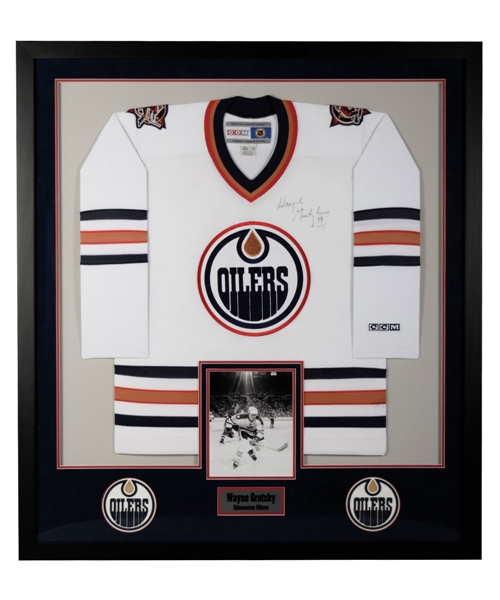Wayne Gretzky Signed Edmonton Oilers Framed Jersey Display with JSA LOA