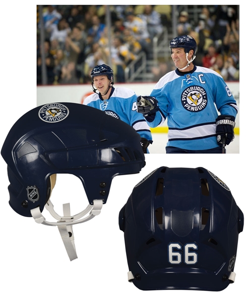 Mario Lemieuxs 2014 Pittsburgh Penguins Fantasy Hockey Camp Game-Worn Helmet with COA