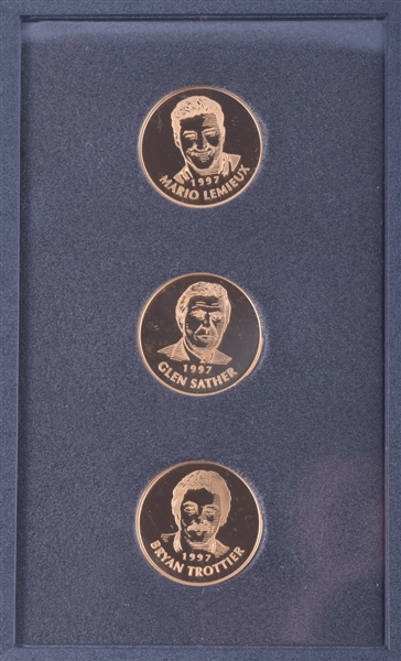 1997 Royal Canadian Mint Hockey Hall of Fame Limited-Edition 24KT Gold Plated Inductee Medallion Set #15/50 - Signed by Inductees Mario Lemieux, Glen Sather and Bryan Trottier