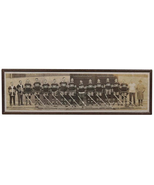 Montreal Canadiens 1929-30 Stanley Cup Champions Framed Panoramic Team Photo (8 1/2" x 28 1/4")