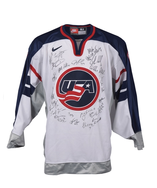 Team USA 1998 Winter Olympics Team-Signed Jersey by 25+ with LOA Including Richter, Chelios, Leetch, Hull, Modano and LaFontaine