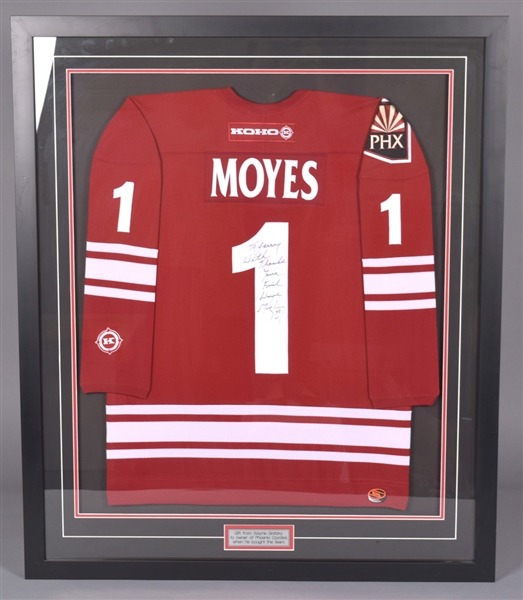 Wayne Gretzky Signed Phoenix Coyotes Jersey Framed Display Gifted to Coyotes Owner Jerry Moyes with JSA LOA (37 ¾” x 44 ¾”)