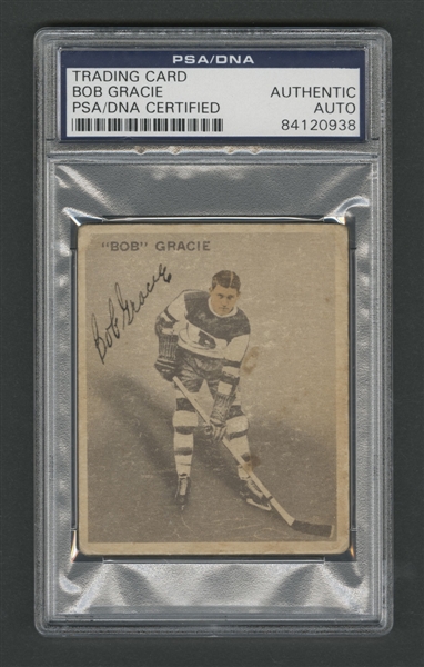 1933-34 World Wide Gum Ice Kings (V357) Hockey #63 Bob Gracie Signed Rookie Card – PSA/DNA Certified