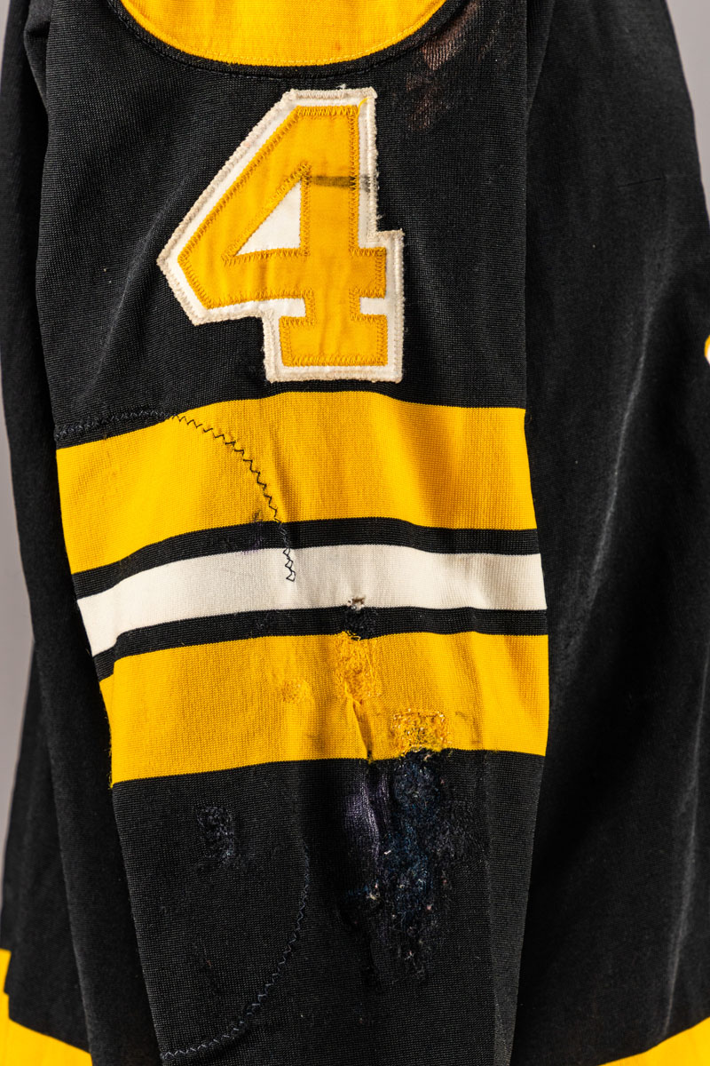 Bobby Orr's final game-worn Bruins jersey is up for auction, and it's not  cheap - The Hockey News