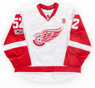 Gordie Howe Detroit Red Wings Autographed White Jersey