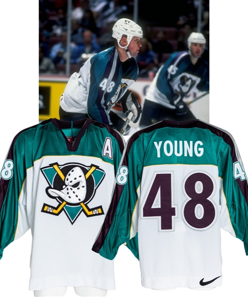 Scott Youngs 1997-98 Anaheim Mighty Ducks Game-Worn Alternate Captains Third Jersey with Team LOA 