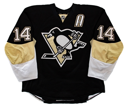 Chris Kunitzs 2013-14 Pittsburgh Penguins Game-Worn Alternate Captains Jersey - Photo-Matched! 