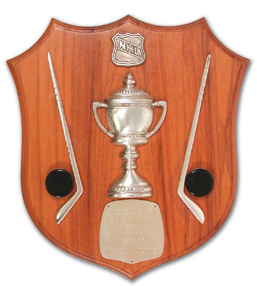 1976-77 Lady Byng Trophy Plaque Presented to Marcel Dionne