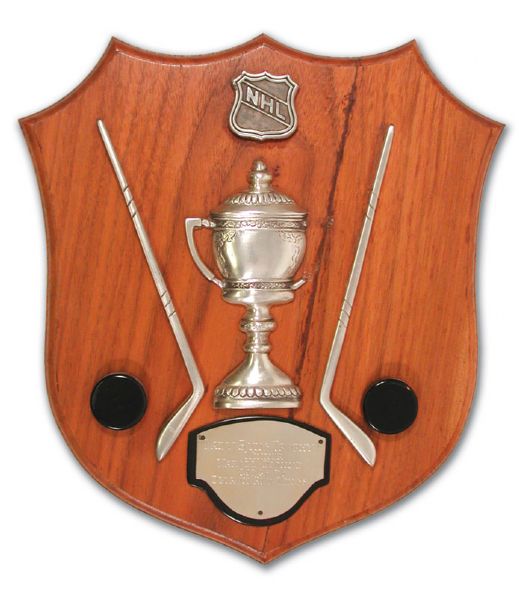 1974-75 Lady Byng Trophy Plaque Presented to Marcel Dionne