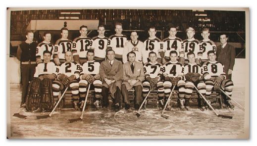 1938-39 Boston Bruins Panoramic Team Photo (14" x 8")