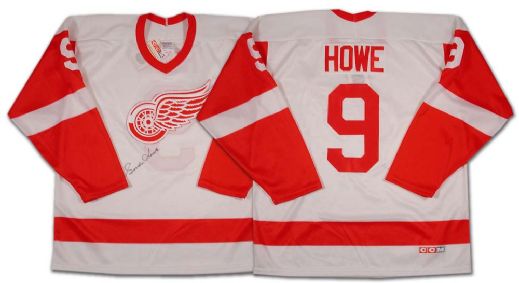 Gordie Howe Autographed Detroit Red Wings Jersey