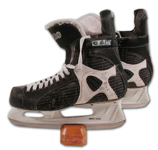 Eric Daze’s 2001-02 Game Used CCM Skates