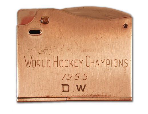 1955 Dick Warwicks World Hockey Champions Lighter