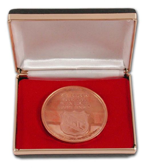 1983 Hockey Hall of Fame Induction Dinner Medallion in its Original Case