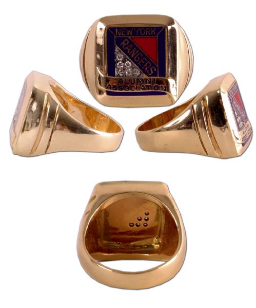 Walt Tkaczuk’s New York Rangers Alumni Association Ring