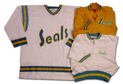 California Golden Seals Jersey & Suitcase Collection of 4