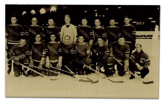 1931-32 New York Rangers Team Photo Postcard