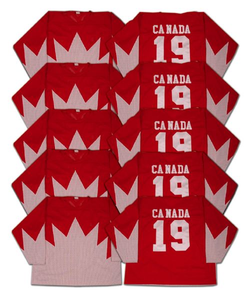 1972 Team Canada Paul Henderson Replica Jersey Collection of 5