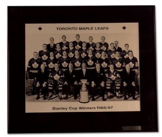 Limited Edition Autographed Framed Team Photo of the ‘66-67 Maple Leafs Signed by 19