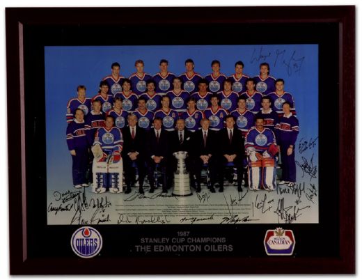 1986-87 Edmonton Oilers Stanley Cup Champions Poster Autographed by 18 Including Gretzky