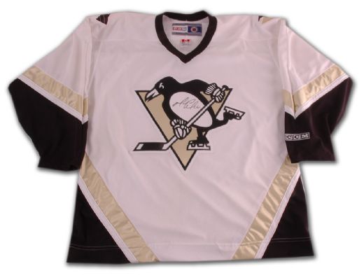 Mario Lemieux Autographed Pittsburgh Penguins White Jersey
