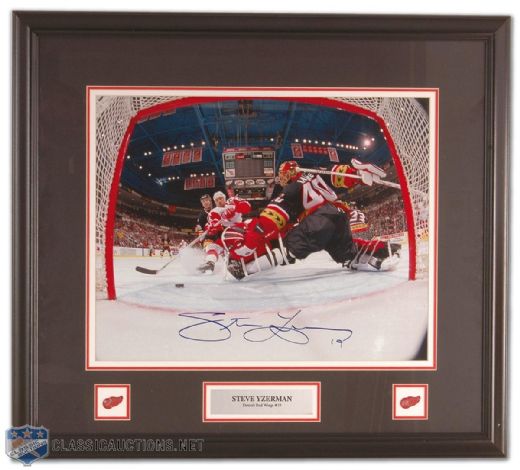 Steve Yzerman Detroit Red Wings Net Cam Autographed Framed Photo