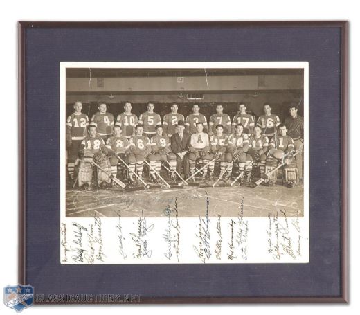 943-44 AHL Calder Cup Champion Buffalo Bisons Team Signed Photo 