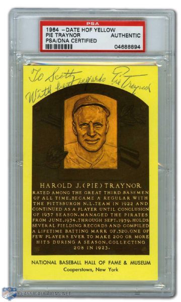 Pie Traynor Autographed Hall of Fame Postcard (PSA/DNA)