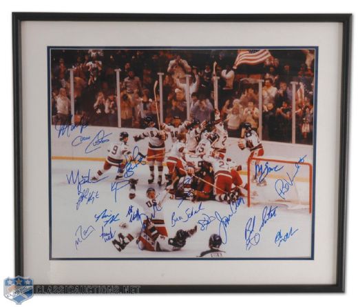 Team Signed 1980 Team USA Miracle on Ice Celebration Framed Photo (22" x 25")
