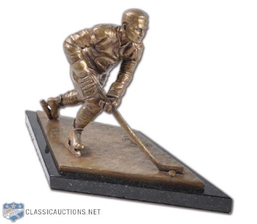 Maurice Richard "Never Give Up" Bronze Statue-Limited Edition #7 of 9! (9 1/2")