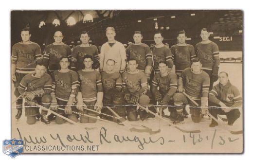 1931-32 New York Rangers Team-Signed Photo Postcard