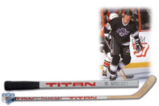Wayne Gretzky 1988-89 Signed Titan Game-Used Stick