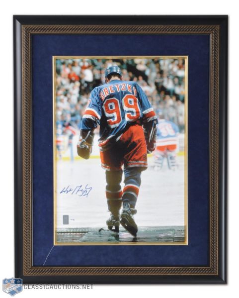 Wayne Gretzky Signed WGA Limited Edition "1999 Last Game at Reunion Arena" Framed 24" x 16" Photo on Canvas #50/99 (34 1/2" x 27 1/2")