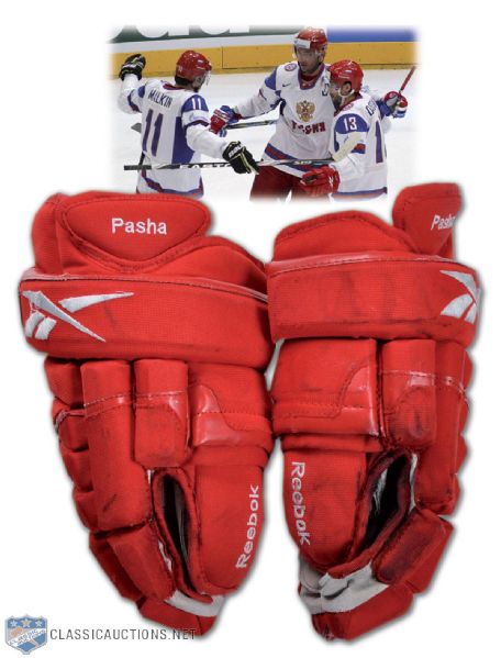 Pavel Datsyuk Team Russia 2010 World Championships Game-Worn Gloves - Photo-Matched!