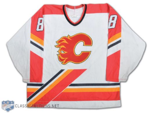 Trent Yawney 1995-96 Calgary Flames Game-Worn Jersey