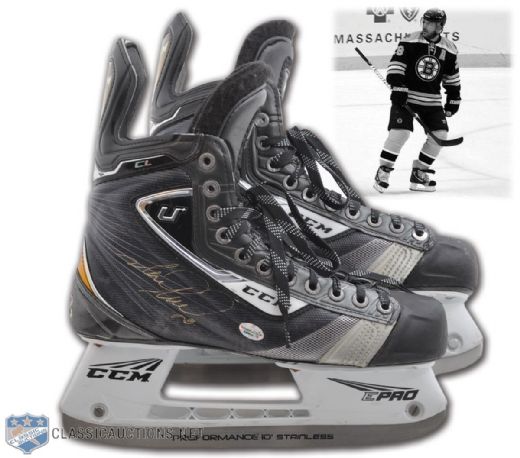 Mark Recchis 2010-11 Boston Bruins Signed CCM Crazy Light Game-Used Skates