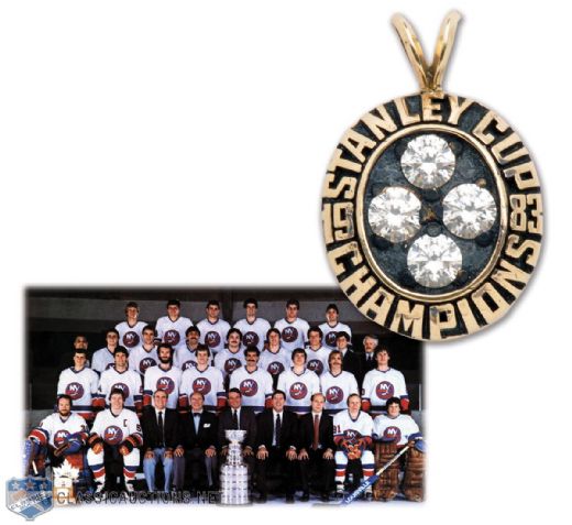 New York Islanders 1983 Stanley Cup Championship 14K Gold Pendant