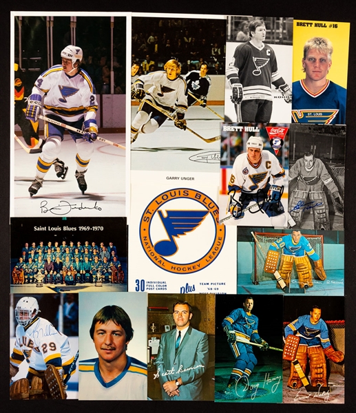 St Louis Blues Late-1960s to 1999-00 Postcard Collection of 450+ including 31 Signed