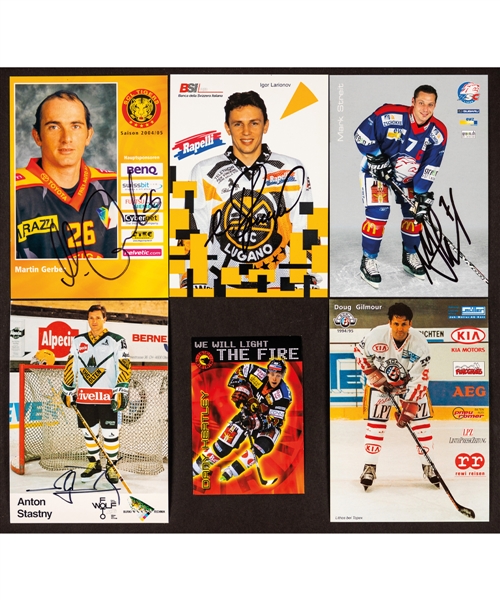 Vintage 1990s/2000s Swiss National League / Switzerland Hockey Teams Postcard Collection of 1500+