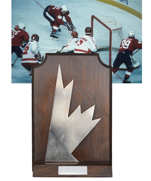 1987 Canada Cup Trophy Plaque (11")