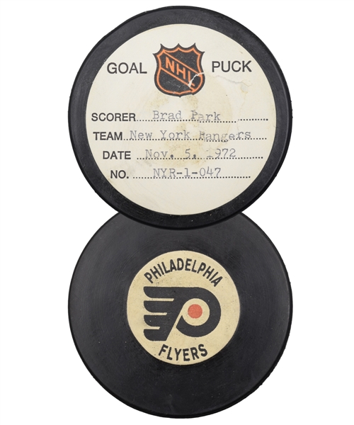 Brad Parks New York Rangers November 5th 1972 Goal Puck from the NHL Goal Puck Program - 5th Goal of Season / Career Goal #50