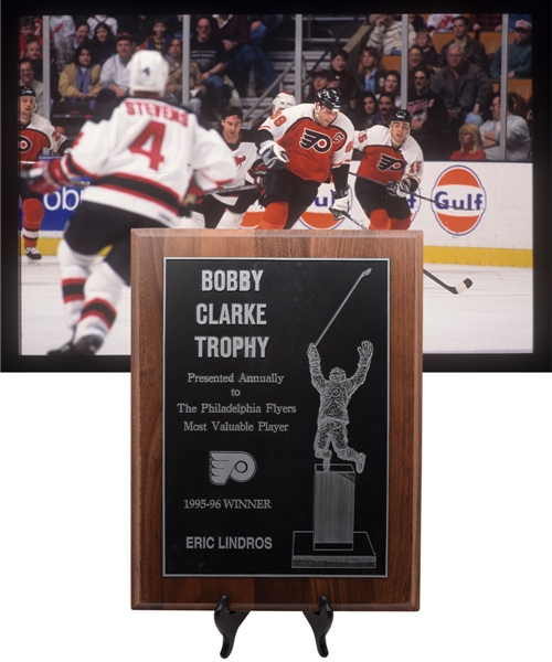 Eric Lindros 1995-96 Philadelphia Flyers MVP Bobby Clarke Trophy Plaque