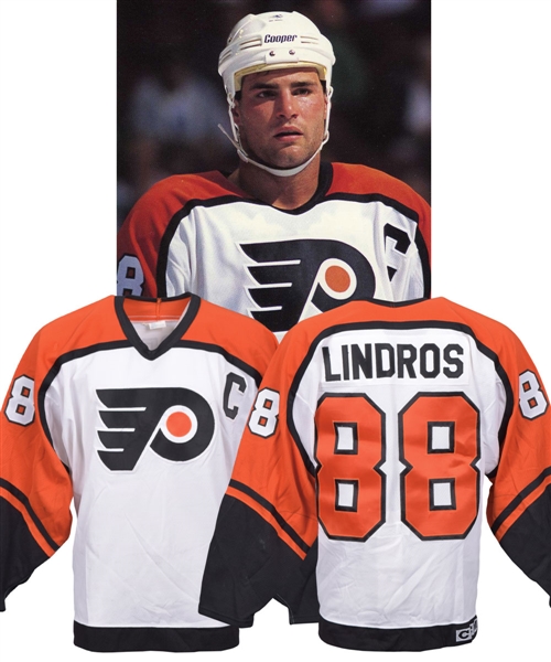 Eric Lindros 1994-95 Philadelphia Flyers Game-Worn Captains Jersey with His Signed LOA - Hart Memorial Trophy and Lester B. Pearson Award Season