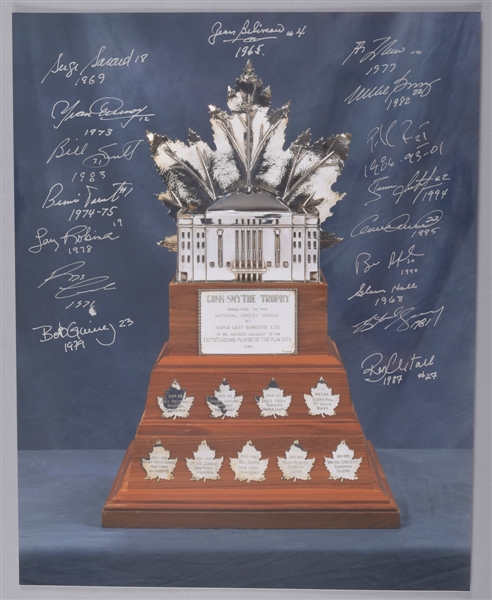 NHL Conn Smythe Trophy Past Winners Multi-Signed Photo by 17 with Inscriptions Including Roy, Beliveau, Leetch and Parent with LOA (16" x 20")