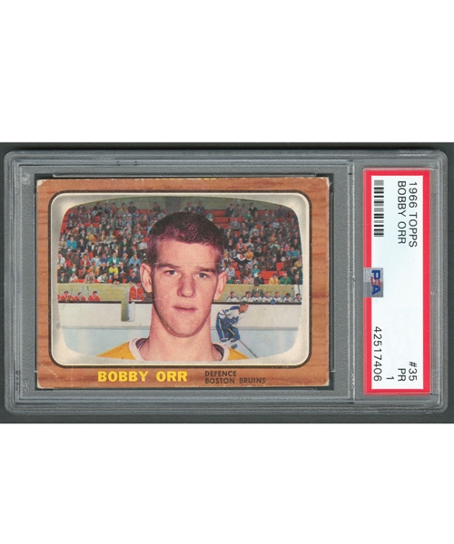 1966-67 Topps Hockey #35 HOFer Bobby Orr RC Card - Graded PSA 1