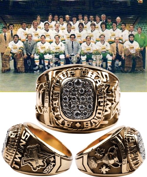 Dennis Owchars 1983-84 Thunder Bay Twins Allan Cup Championship 10K Gold Ring with His Signed LOA